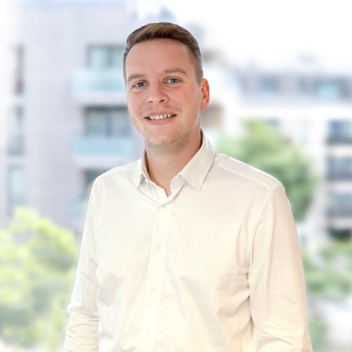 Jonas Voth1